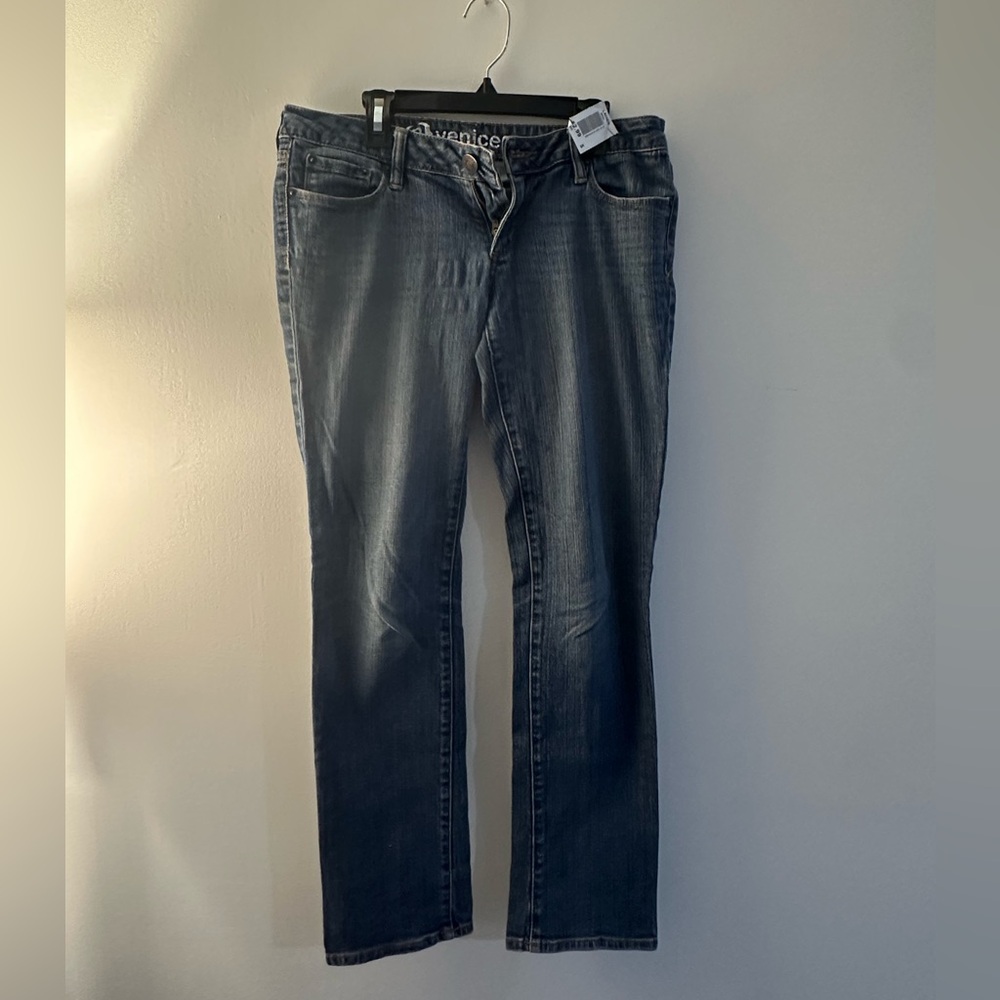 (B) Venice Women's Blue Jeans Thrifted